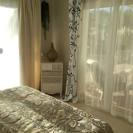 Alcazaba Blue Lagoon 3 Bedroom, Ground Floor Apartment *