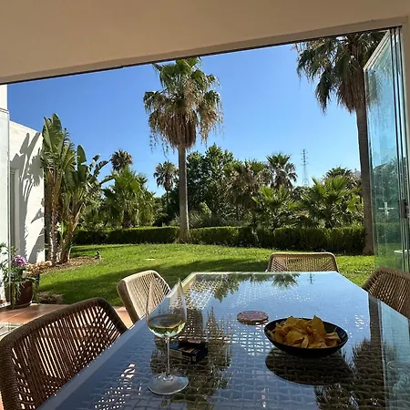 公寓 Alcazaba Blue Lagoon 3 Bedroom, Ground Floor *