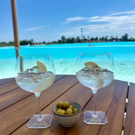 Апартаменти Alcazaba Blue Lagoon 3 Bedroom, Ground Floor