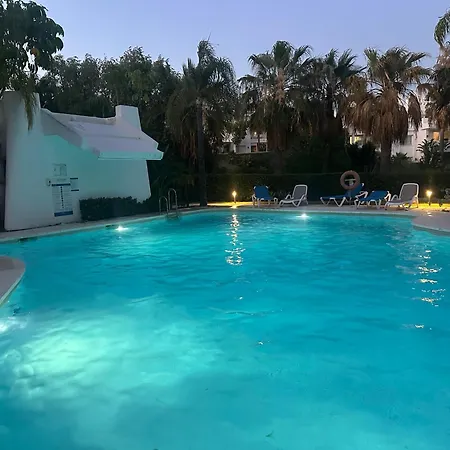 Alcazaba Blue Lagoon 3 Bedroom, Ground Floor Апартаменти *