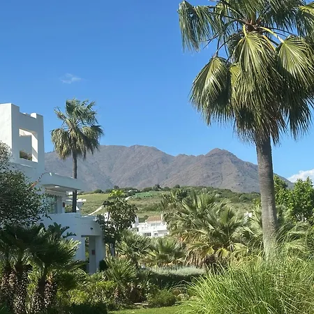 Alcazaba Blue Lagoon 3 Bedroom, Ground Floor Daire Estepona